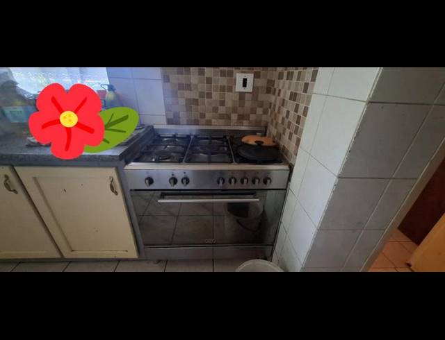 4 BEDROOM HOUSE FOR SALE IN EDLEEN